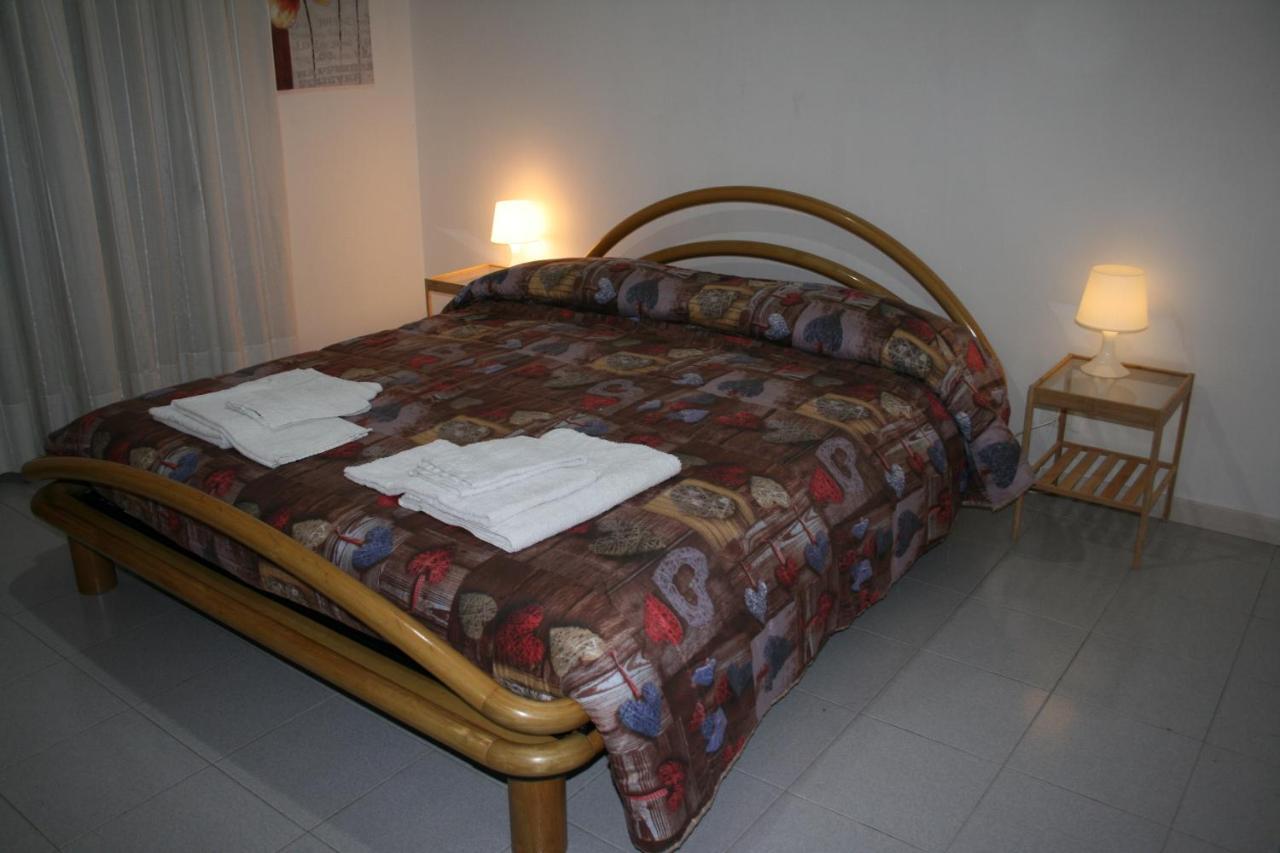 2 Bedrooms Appartement At Pescara 300 M Away From The Beach With Balcony And Wifi Luaran gambar